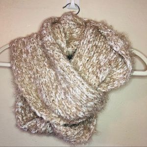 Sanoma Infinity Beige Tan and Gold Scarf